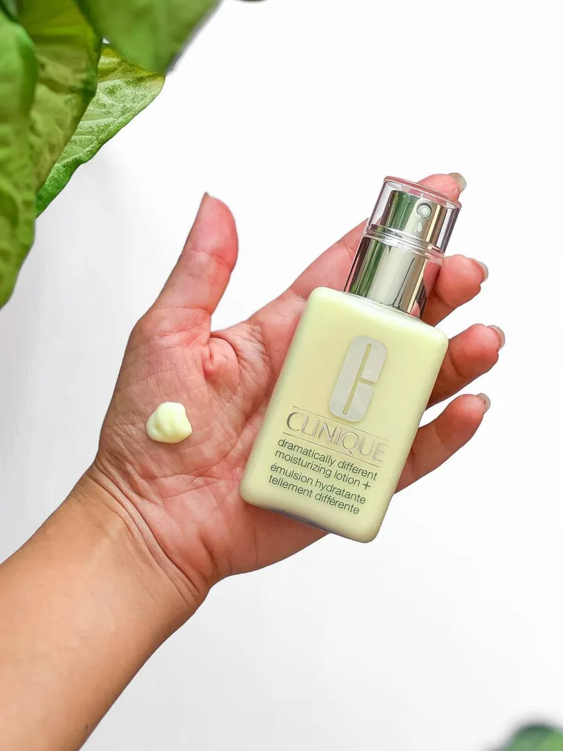 آبرسان درماتیکالی کلینیک CLINIQUE