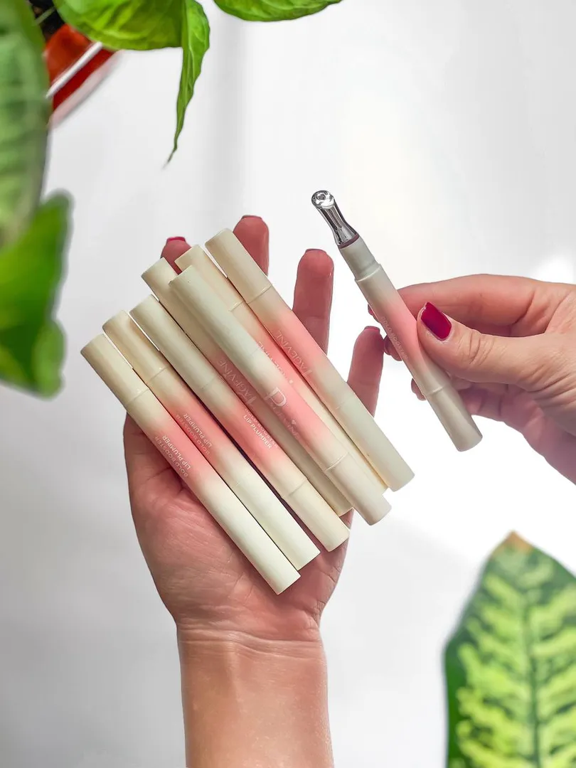 دوپ لیپ پلامپر سرفلزی پژوین page vine